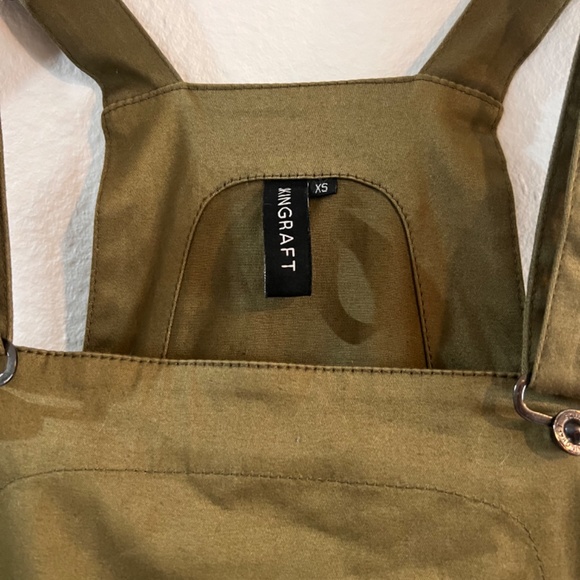 JONNY COTA STUDIO  UNISEX OVERALLS IN GREEN - Picture 6 of 10